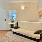In 45034 Apartman *