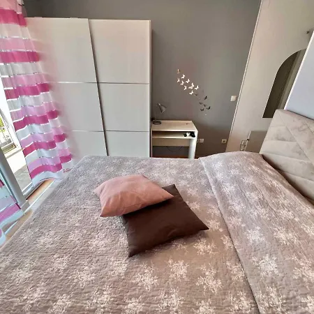 Apartman In 45034